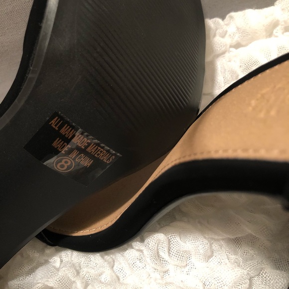 Heels - Picture 7 of 8